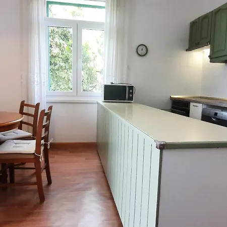 Spacious Near Old Town Lägenhet Split