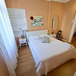 Spacious Near Old Town Apartamento *