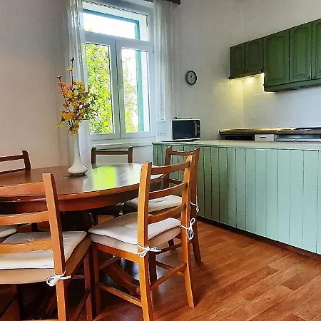 Daire Spacious Near Old Town *
