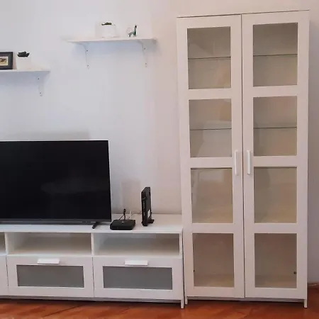 Spacious Near Old Town Daire Split