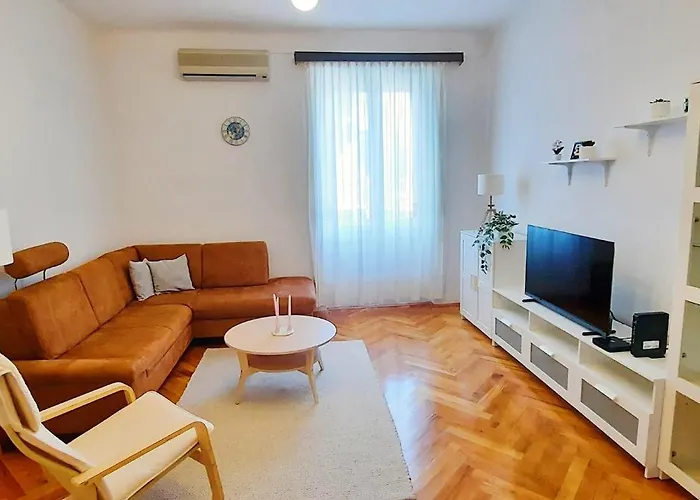 Spacious Near Old Town Split